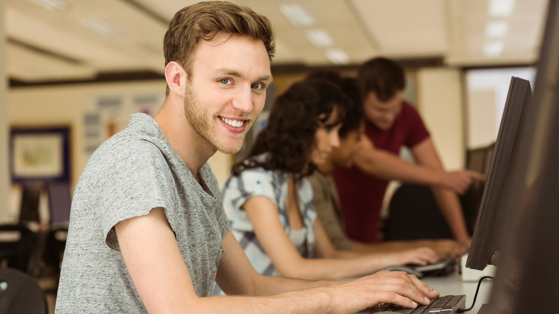ScrimmageSIM Business Simulations